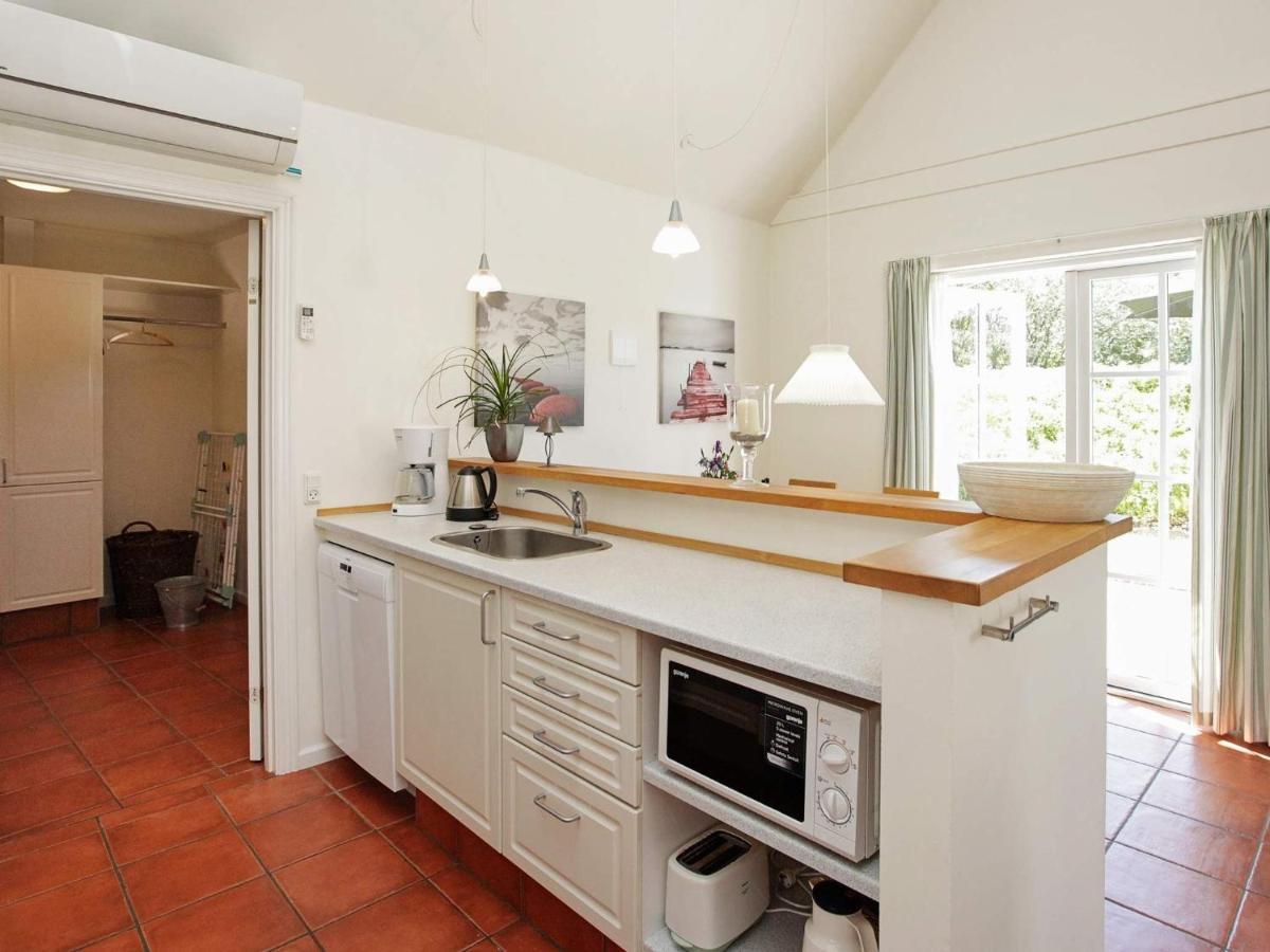 4 Person Holiday Home In Bl Vand Blavand Exterior photo